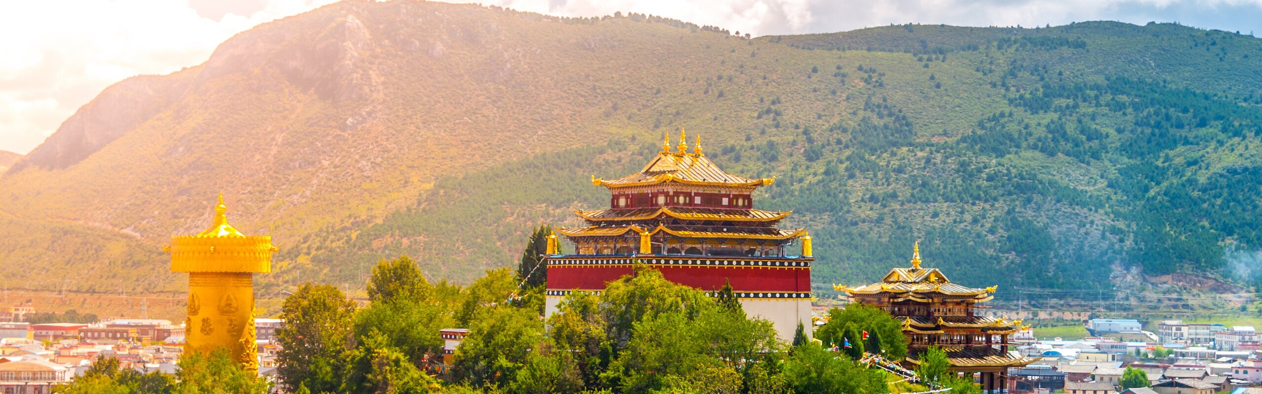 Shangri-La Travel Guide 2025: Itinerary, Best Times, Attractions